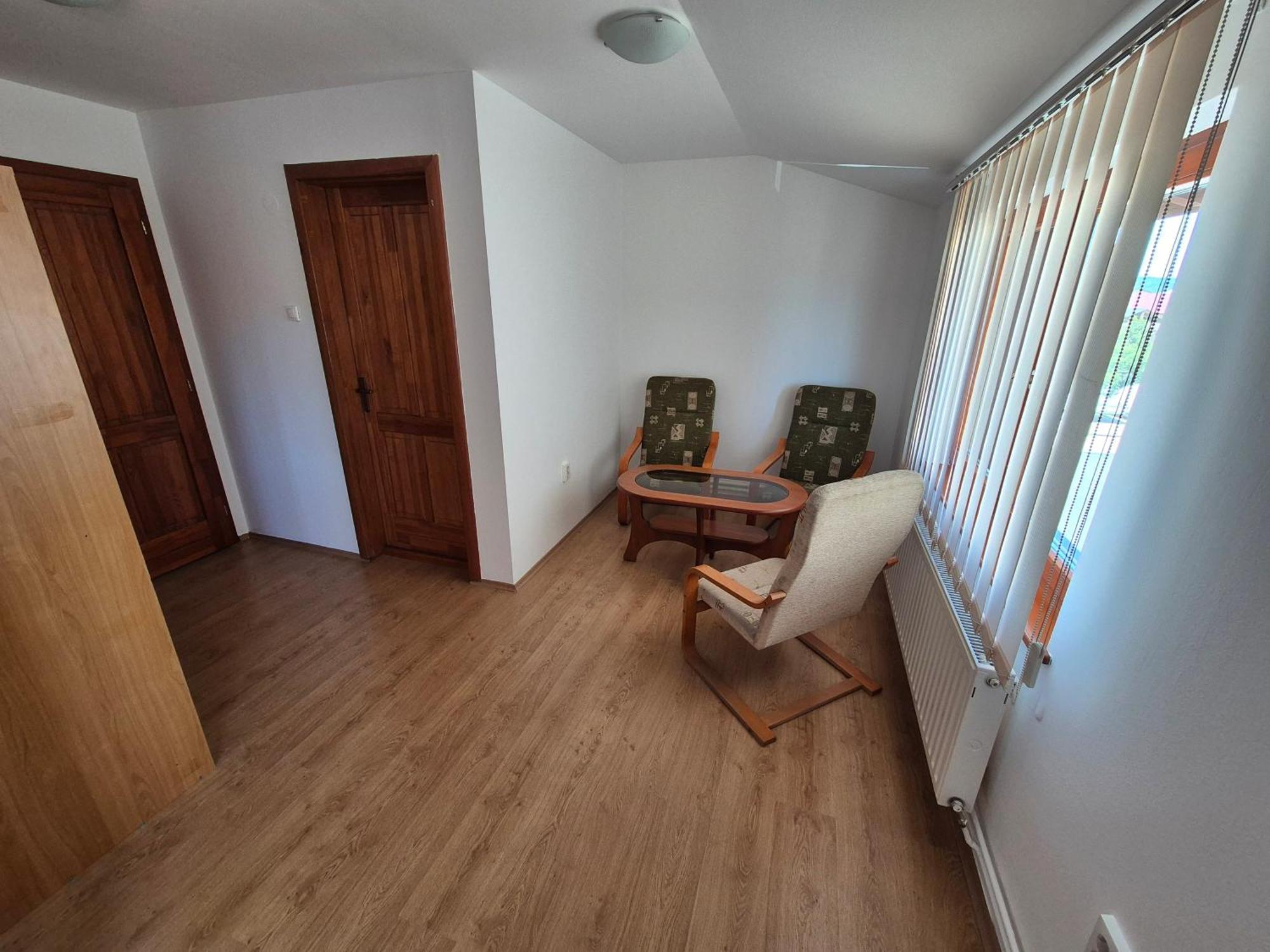 Wolf Apartments Sîngeorgiu de Mureş Esterno foto